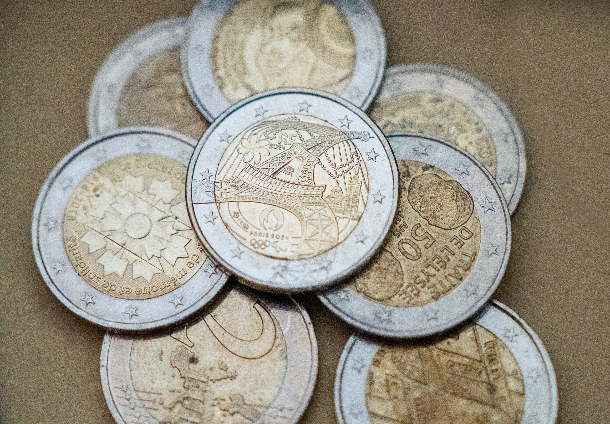 Introduzione ai 2 Euro Commemorativi